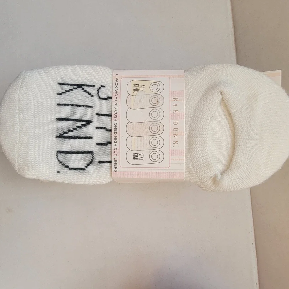 NWT Rae Dunn - Be Kind‎ Stay Kind 6 Pairs Cushioned Low Cut Socks Size 9-11